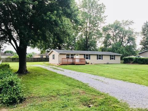 106 E Meadowbrook Ave, Clever, MO 65631 photo 1