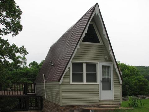 221 Wolfe Run Ln, Lampe, MO 65681 photo 1