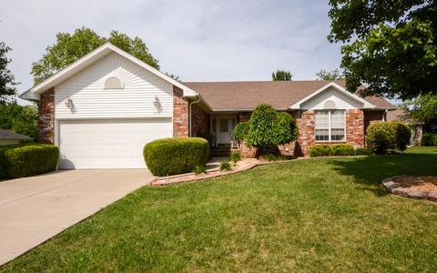 605 Dover St, Nixa, MO 65714 photo 1