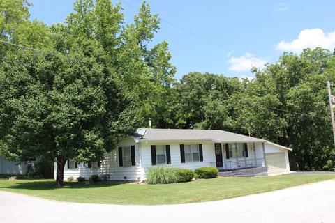 820 Sallee Ave, Ava, MO 65608 photo 1