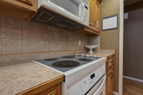 3306 S Brunswick Ave, Springfield, MO 65809 photo 11