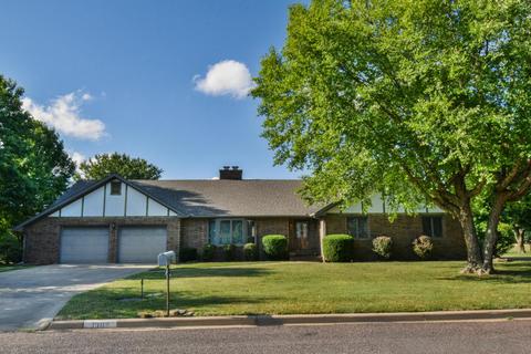 1302 Hemingway Dr, Monett, MO 65708 photo 1