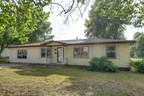 556 S Laurel Ave, Springfield, MO 65802 photo 1