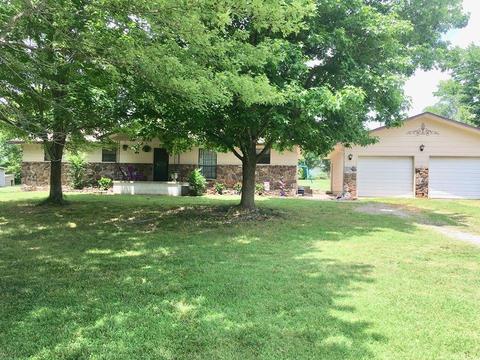 130 E Splitlog St, Goodman, MO 64843 photo 1