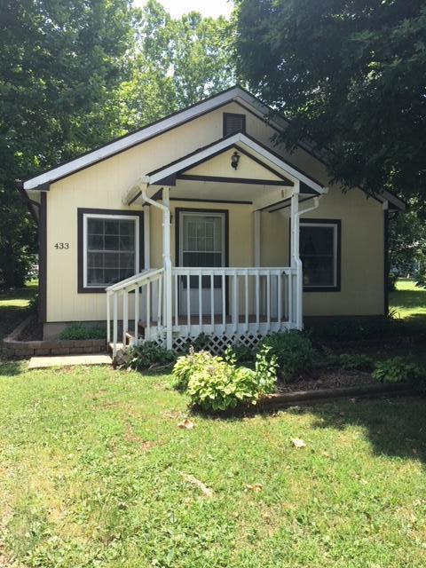 433 W Cale St, Monett, MO 65708 photo 1