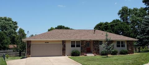 1915 E Sayer Cir, Springfield, MO 65803 photo 1
