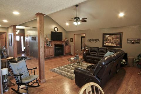 1308 E 477th Rd, Bolivar, MO 65613 photo 12