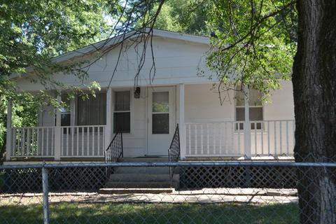 530 W Marsh, Buffalo, MO 65622 photo 1