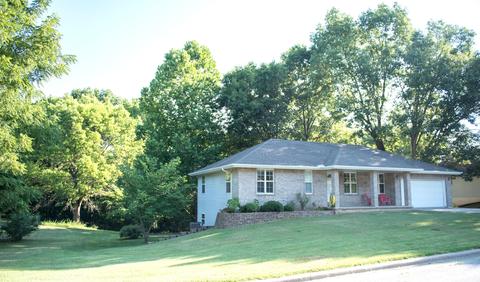 1403 E Melanie Ln, Ozark, MO 65721 photo 1