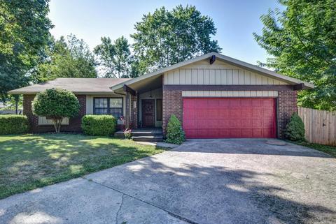 2556 S Pickwick Ave, Springfield, MO 65804 photo 1