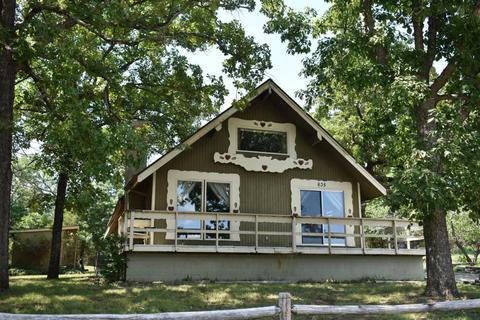 635 Table Rock Cir, Branson, MO 65616 photo 1