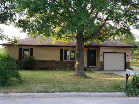 1509 W Meadow St, Ozark, MO 65721 photo 1