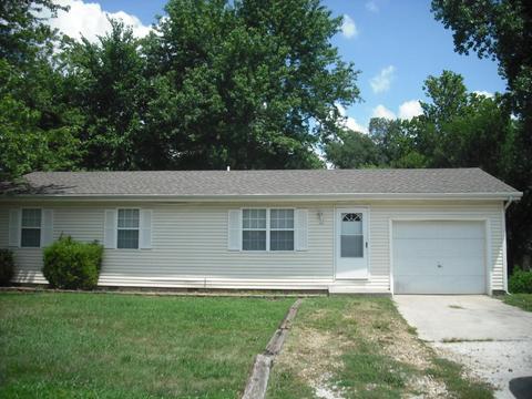2727 W Nichols St, Springfield, MO 65803 photo 1