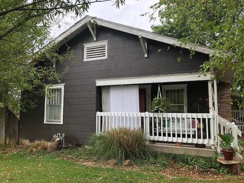 1305 Ford Dr, Aurora, MO 65605 photo 1