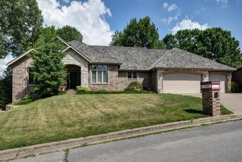 2240 E Richmond St, Springfield, MO 65804 photo 1