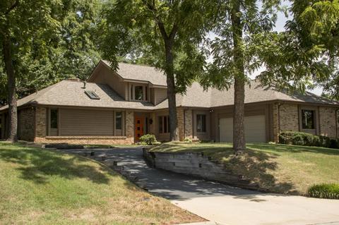 2037 E Timber Hill Pl, Springfield, MO 65804 photo 1