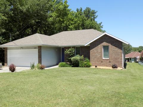1121 E Smith St, Springfield, MO 65803 photo 1