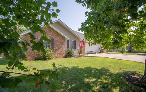 1607 E Lee St, Republic, MO 65738 photo 1