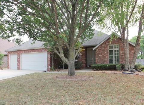 3340 S Linden Ct, Springfield, MO 65804 photo 1