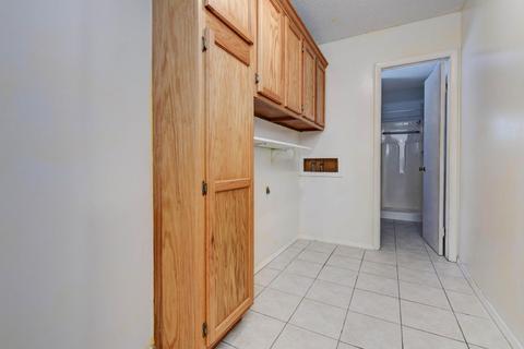 1241 N Hillcrest Ave, Springfield, MO 65802 photo 13