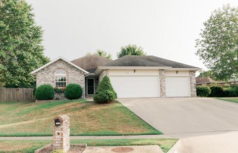 3658 W Dover St, Springfield, MO 65802 photo 1