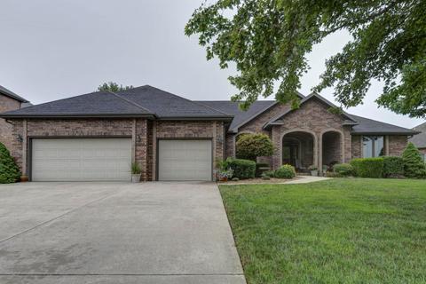 956 E Ironbridge Cir, Springfield, MO 65810 photo 1
