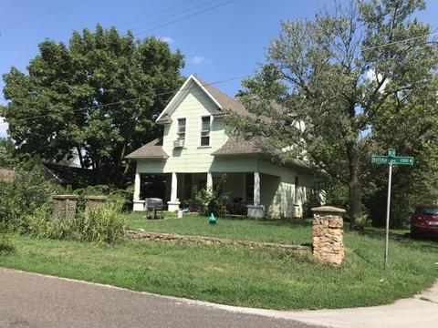 2040 N Hoffman Ave, Springfield, MO 65803 photo 1