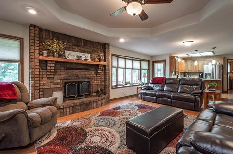 515 S Pine St, Billings, MO 65610 photo 1
