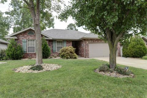 3404 W Sagamont St, Springfield, MO 65807 photo 1