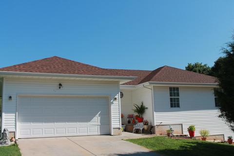 8620 Brookside Cir, Monett, MO 65708 photo 1
