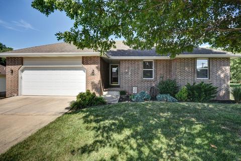 3671 W Vincent Dr, Springfield, MO 65810 photo 1