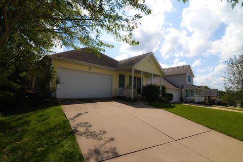714 E Saint Charles St, Ozark, MO 65721 photo 1
