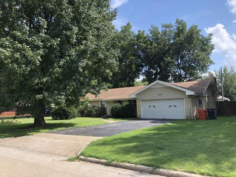 1508 W Cherokee St, Springfield, MO 65807 photo 1
