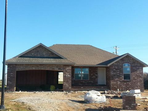 206 Riverdown St, Clever, MO 65631 photo 2