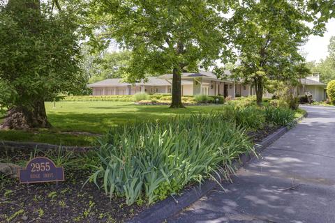2955 S Ridge Dr, Springfield, MO 65809 photo 1