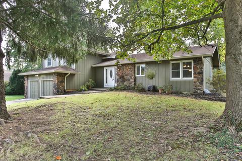 2520 E Cambridge St, Springfield, MO 65804 photo 1