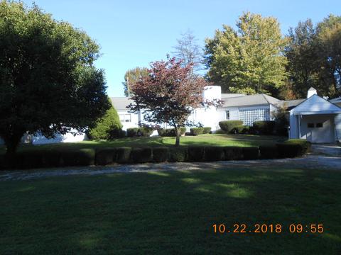 2105 E Wayland St, Springfield, MO 65804 photo 1