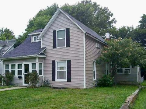 1315 Forest St, Carthage, MO 64836 photo 1