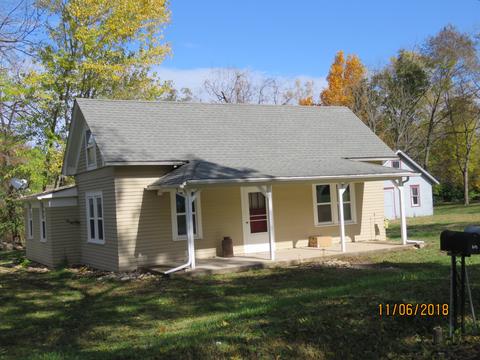 606 Valley Ave, Ava, MO 65608 photo 1