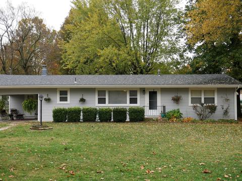 514 E Hadley St, Aurora, MO 65605 photo 1