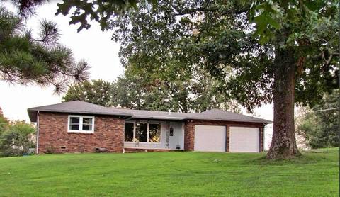 1202 Crain St, Ava, MO 65608 photo 1