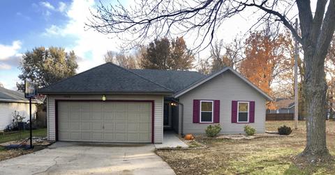 2868 W Cherokee St, Springfield, MO 65807 photo 1