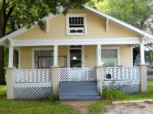2006 W College St, Springfield, MO 65806 photo 1