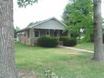 2110 W High St, Springfield, MO 65803 photo 1