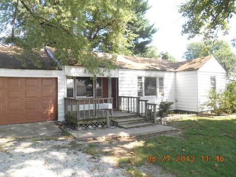 1683 E Dale St, Springfield, MO 65803 photo 1
