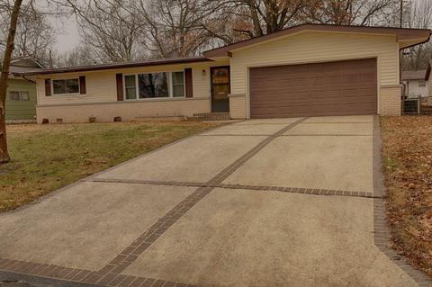 733 S Link Ave, Springfield, MO 65802 photo 1