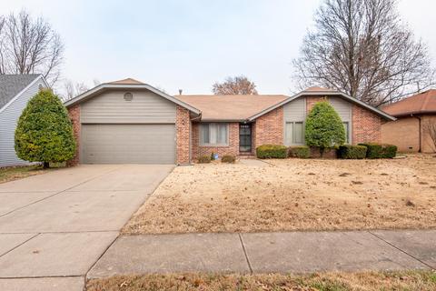 1603 E Woodgate St, Springfield, MO 65804 photo 1