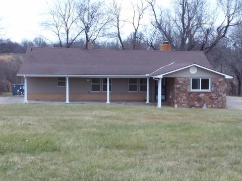 970 Spring Flood Rd, Goodman, MO 64843 photo 1