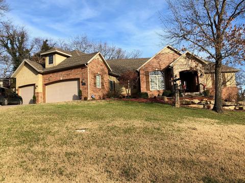 154 South Dr, Branson, MO 65616 photo 1
