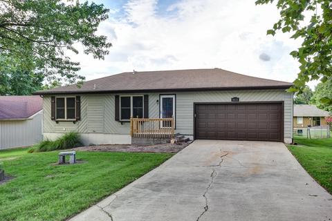 2611 W Katella Ln, Springfield, MO 65807 photo 1